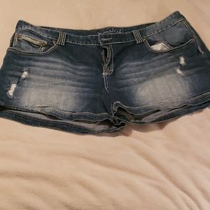 Plus size jean shorts.